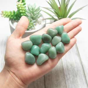 Alternative view of Green Aventurine Tumbled Stone