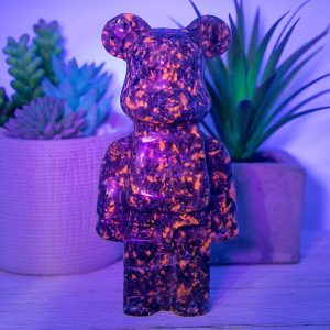 Alternative view of Large Yooperlite Bearbrick