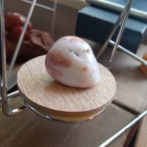 Click to view full screen Pink Agate Tumbled Stone photo review