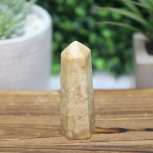 Alternative view of Pink Amethyst Tower