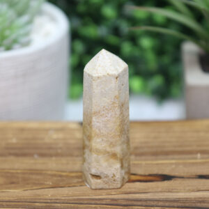 Alternative view of Pink Amethyst Tower